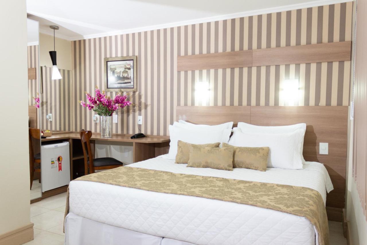 Hotel Cravo E Canela