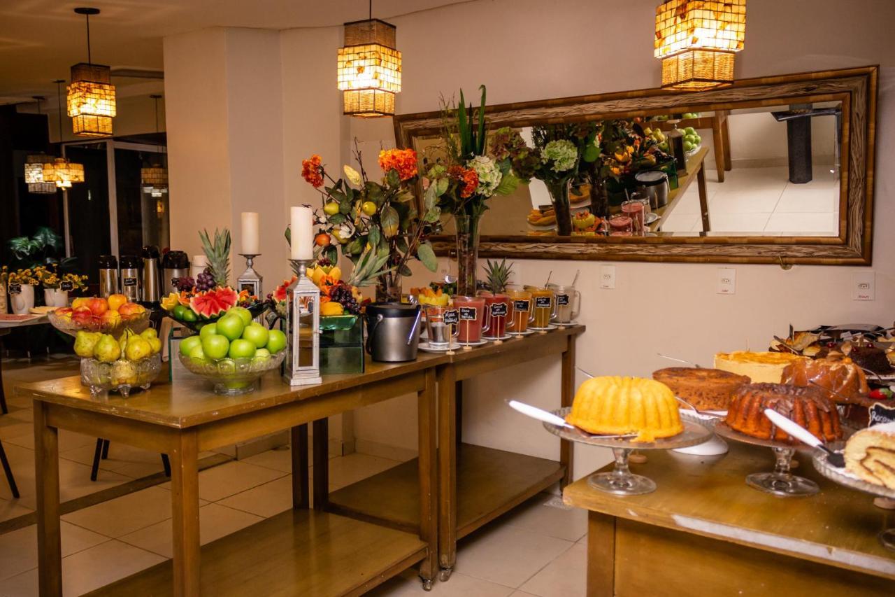 Cravo E Canela Hotel